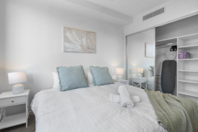 The Eton - Brand NEW Nundah Modern 1 Bedroom APT with Parking, Netflix